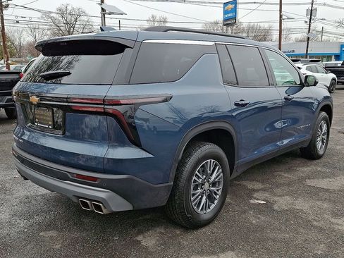 Used 2026 Chevrolet Traverse LT w/ Driver Confidence Package image 7