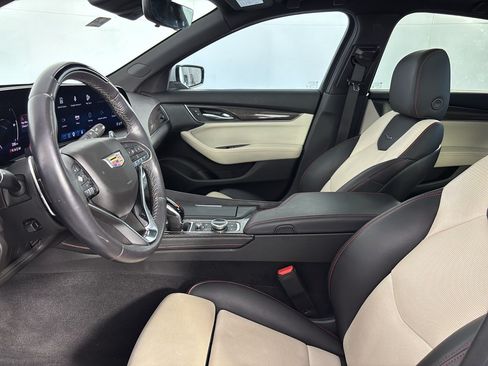 Used 2025 Cadillac CT5 Sport w/ Technology Package RWD image 5