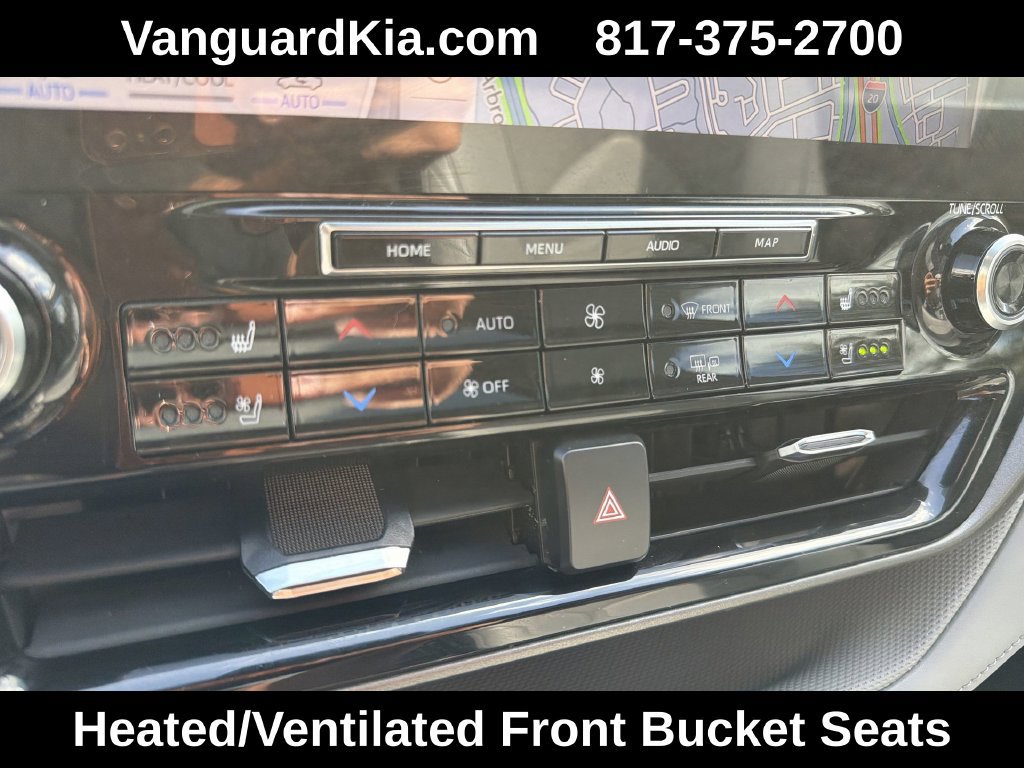 Used 2021 Toyota Highlander Limited FWD image 20