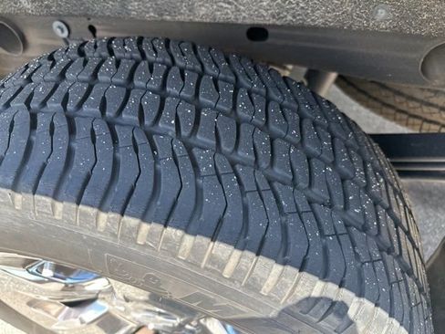 Used 2016 Chevrolet Silverado 1500 LTZ RWD image 12