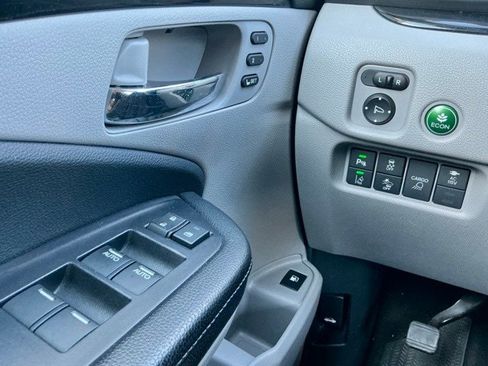 Used 2018 Honda Ridgeline RTL-E image 23