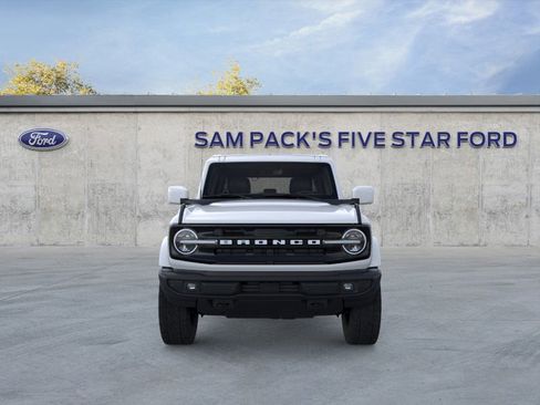 New 2026 Ford Bronco Outer Banks image 6