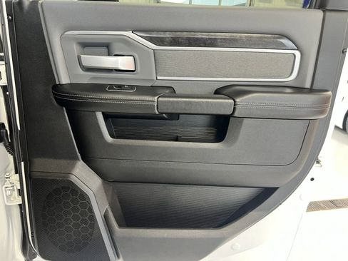 Used 2023 RAM 2500 Big Horn w/ Cold Weather Group image 21