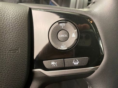 Used 2024 Honda Odyssey Touring image 17