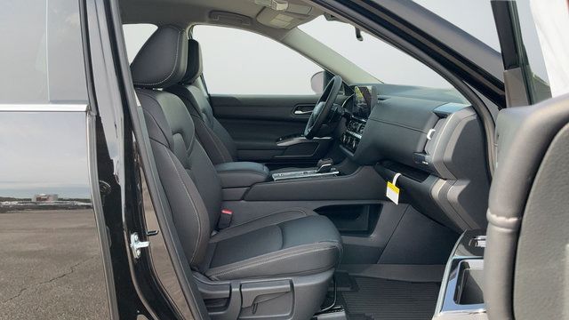 New 2026 Nissan Pathfinder SL FWD image 22