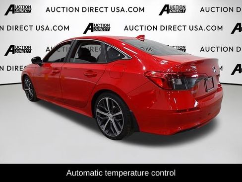 Used 2022 Honda Civic Touring image 5
