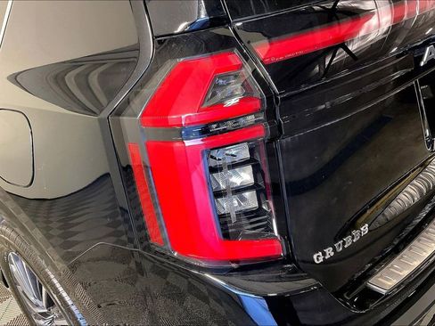 New 2026 Nissan Armada Platinum Reserve image 38