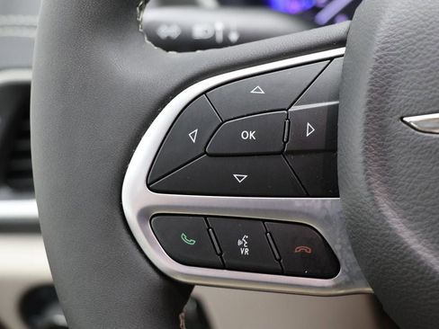 Used 2024 Chrysler Pacifica Touring-L w/ Road Tripper Package FWD image 20