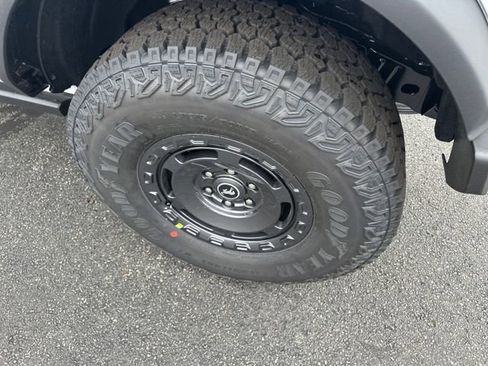 New 2025 Ford Bronco Big Bend w/ Black Diamond Package image 14