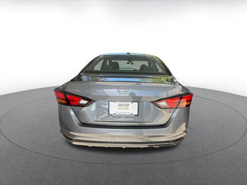 Used 2025 Nissan Altima 2.5 SV image 20