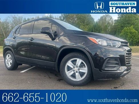 Used 2020 Chevrolet Trax LS w/ Tint and Cruise Package image 1