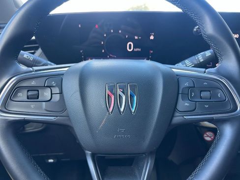 Used 2024 Buick Encore GX Sport Touring image 22