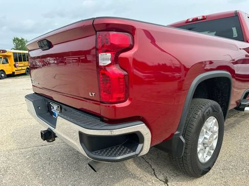 Used 2022 Chevrolet Silverado 2500 LT w/ Convenience Package AWD/4WD image 45
