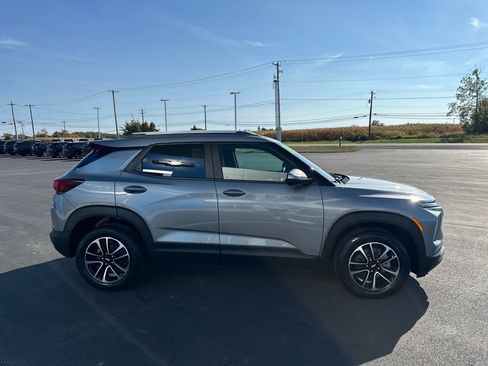 Used 2024 Chevrolet TrailBlazer LT image 4