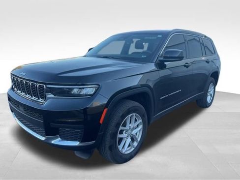 Used 2025 Jeep Grand Cherokee L Laredo image 9
