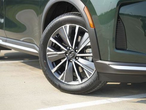 Certified 2026 INFINITI QX60 Luxe w/ Cargo Package image 2