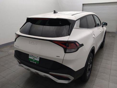 Used 2023 Kia Sportage LX AWD/4WD image 7