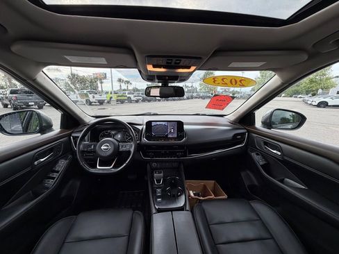 Certified 2023 Nissan Rogue SL w/ SL Premium Package FWD image 27