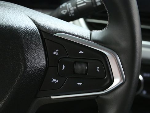 Used 2024 Chevrolet Trax LT w/ Driver Confidence Package FWD image 15