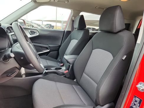 Used 2024 Kia Soul LX w/ Option Group 015 image 15