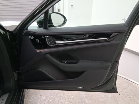 New 2026 Porsche Panamera 4 image 36