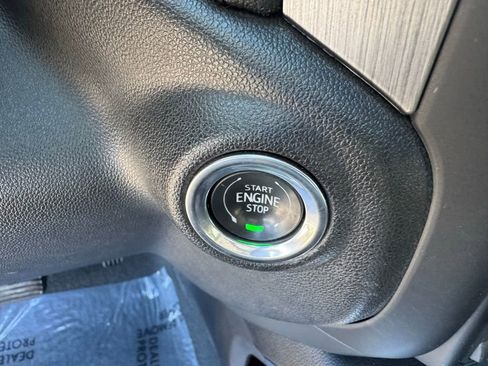 Used 2019 GMC Sierra 1500 Denali w/ Denali Ultimate Package image 30