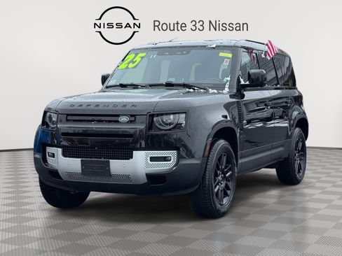 Used 2025 Land Rover Defender 110 S image 2