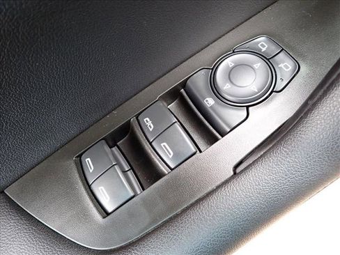 Used 2021 Chevrolet Blazer LT image 15