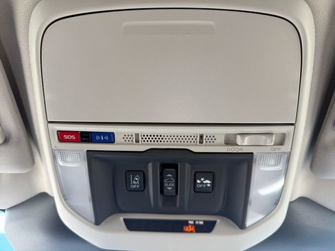 Certified 2023 Subaru Forester Premium AWD/4WD image 52