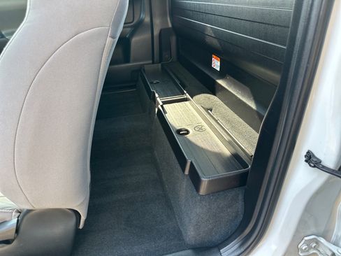 Used 2023 Toyota Tacoma SR image 13