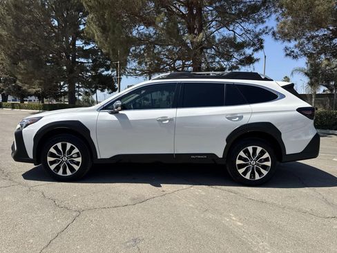 Used 2025 Subaru Outback Touring XT image 5