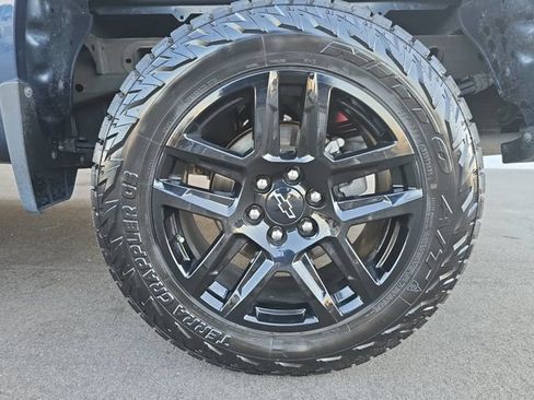 Used 2021 Chevrolet Silverado 1500 LT Trail Boss AWD/4WD image 29