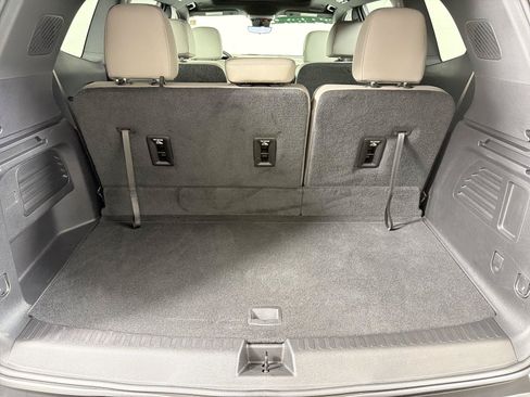 New 2026 GMC Acadia Elevation w/ Black Edition FWD image 17