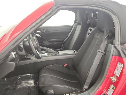 Used 2018 FIAT 124 Spider Classica RWD image 14