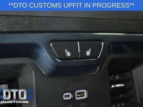 Used 2025 Chevrolet Silverado 1500 High Country w/ Midnight Edition AWD/4WD image 43