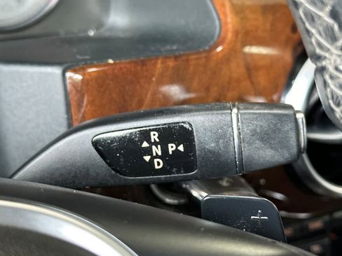 Used 2015 Mercedes-Benz GLK 350 2WD image 23