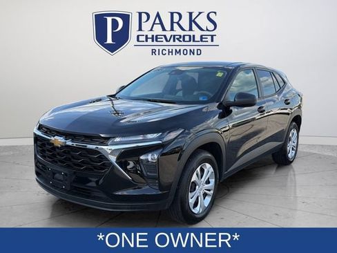 Certified 2024 Chevrolet Trax LS FWD image 3