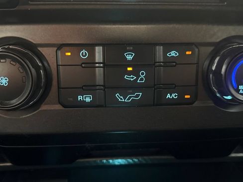 Used 2018 Ford F150 XLT w/ Equipment Group 301A Mid AWD/4WD image 30