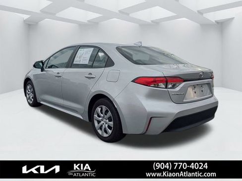Used 2024 Toyota Corolla LE image 5