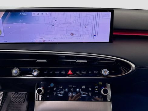 New 2026 Genesis GV70 2.5T Advanced AWD/4WD image 12