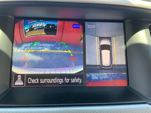 Used 2019 Nissan Pathfinder SL AWD/4WD image 25