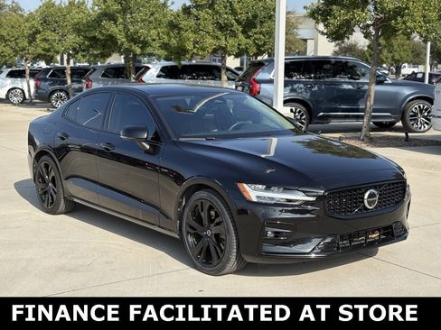 Certified 2024 Volvo S60 B5 Plus w/ Climate Package image 5