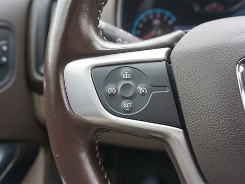 Used 2019 GMC Canyon SLE w/ SLE Convenience Package image 8