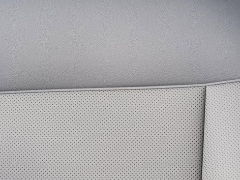 New 2026 Hyundai Kona SEL Premium FWD image 17