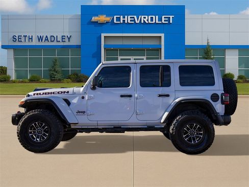 Used 2024 Jeep Wrangler Unlimited Rubicon image 4