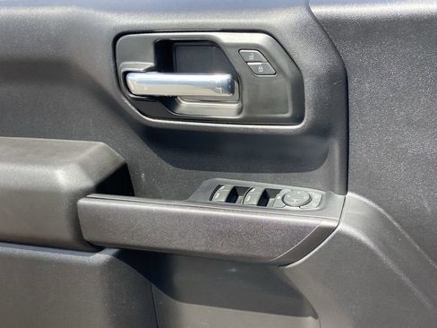 Used 2022 Chevrolet Silverado 1500 Custom AWD/4WD image 18