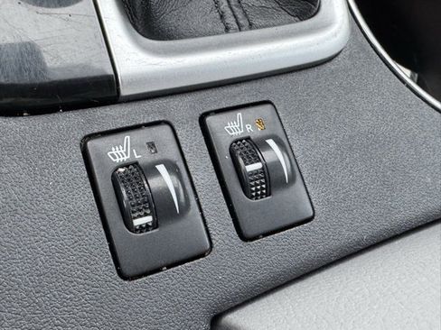 Used 2017 Toyota Highlander XLE image 18