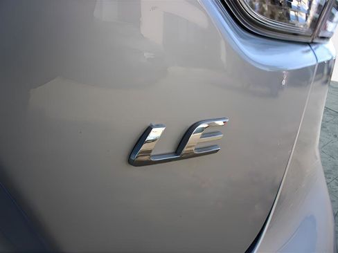 Used 2025 Toyota Corolla LE FWD image 31