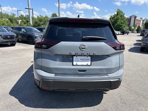 New 2026 Nissan Rogue SV FWD image 6