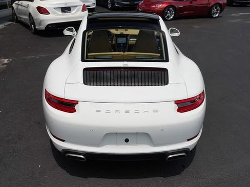 Used 2017 Porsche 911 Carrera image 13